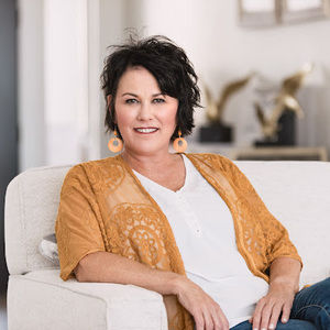 Meet your Posher, Mary ann